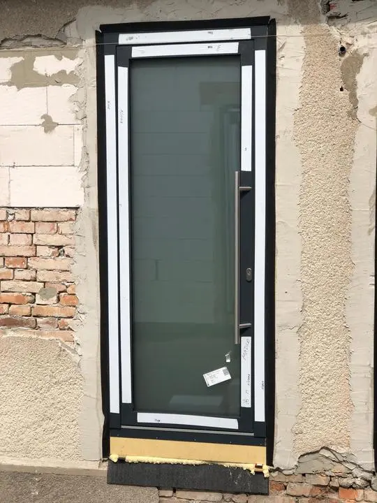 Vchodové dvere