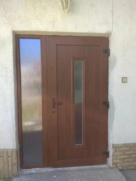 Vchodové dvere